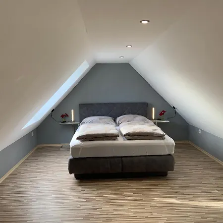 Apartamento Bestboarding24 *